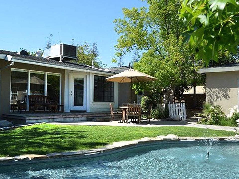 2nd image of 10738 Gerald Ave