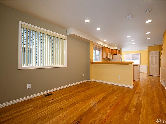 Move in ready, hardwood floors newly refinished