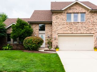 371 Callery Dr, Bolingbrook, IL 60490