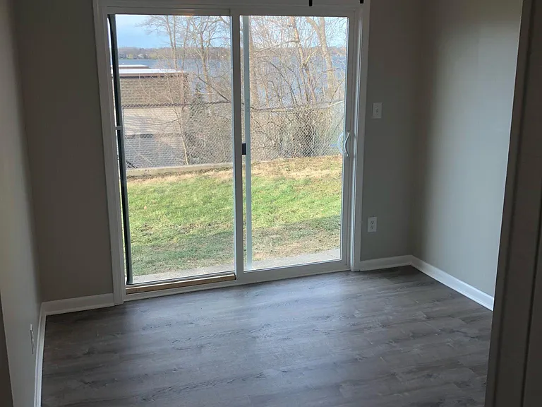 139 E Mill St #2 — Photo 8