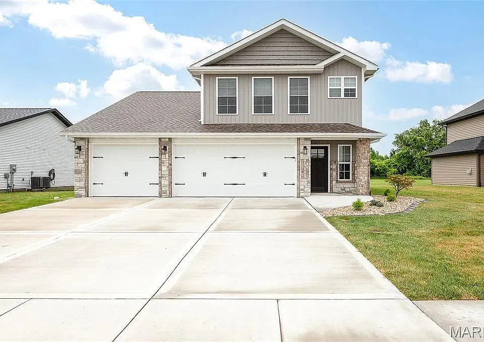 3605 Justine Dr