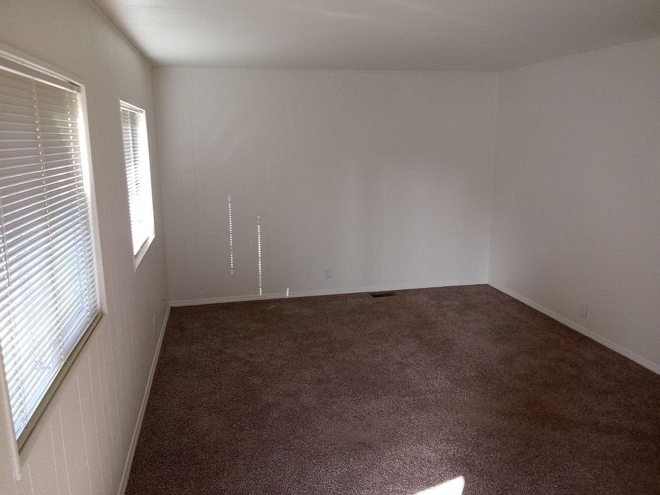2nd image of 151 S 52nd St