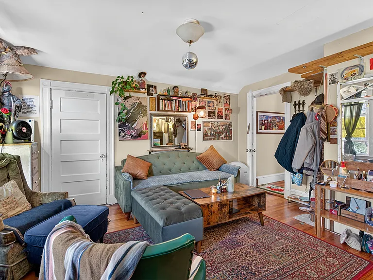 671 Washington St #2 — Photo 6