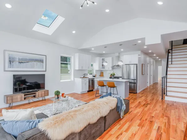 85 Myrtle Avenue image 3 of 50