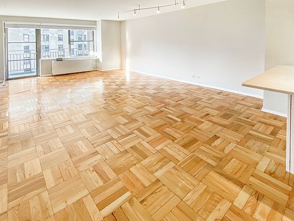 2nd image of 201 W 70th St APT 9A