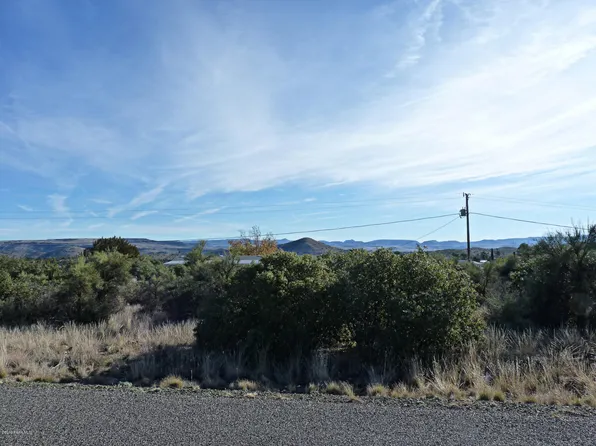 20591 E Cedar Canyon Dr, Cordes Lakes, AZ 86333