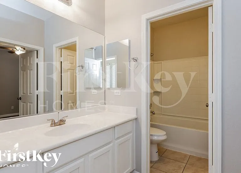 5595 Criollo Dr — Photo 14