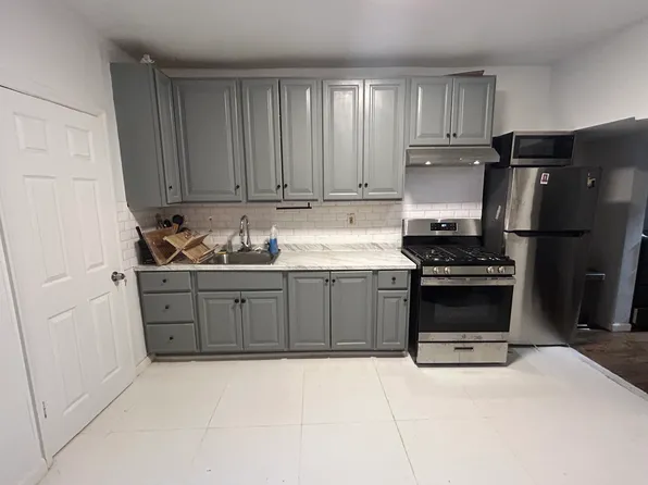 155 Bradford Street image 5 of 13