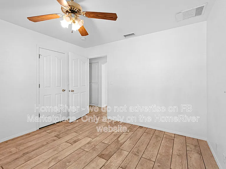 1697 Cardinal Dr — Photo 7