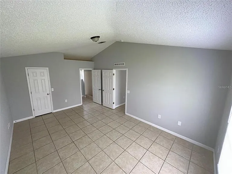 723 Parrot Ct — Photo 11