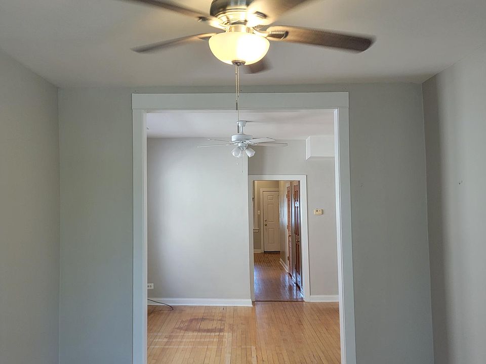1st image of 2541 W Carmen Ave APT 1