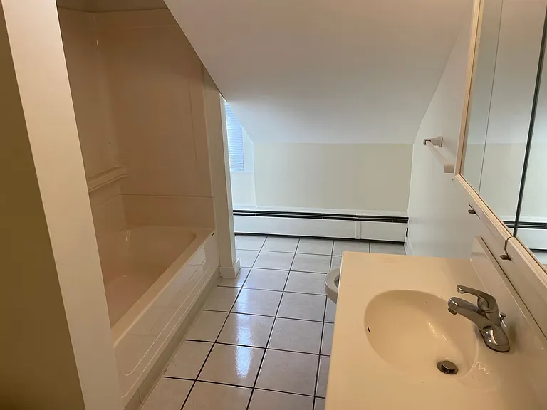 16 Border St — Photo 13