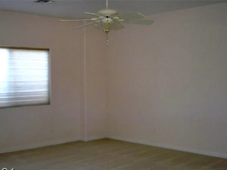 647 Florence Dr #- — Photo 4