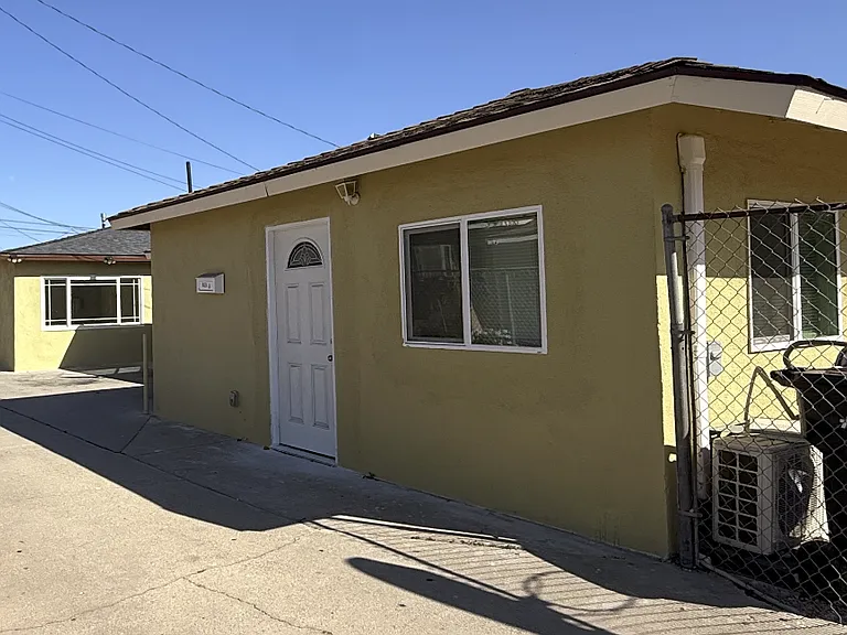 6624 Perry Rd #A — Photo 7