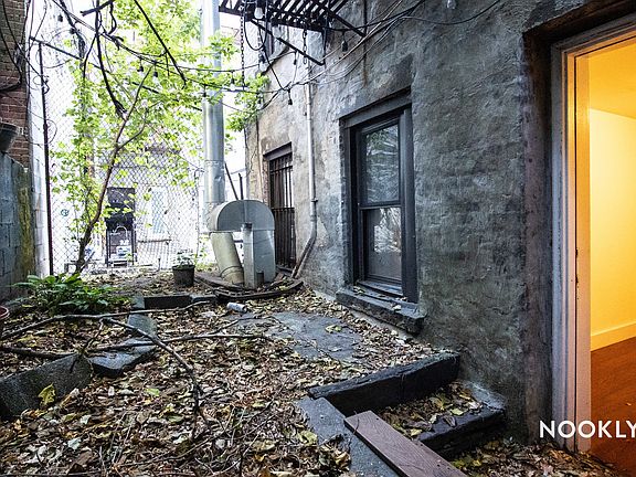 2nd image of 725 Driggs Ave #1D