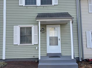 66 Plaza St NE UNIT 104, Leesburg, VA 20176