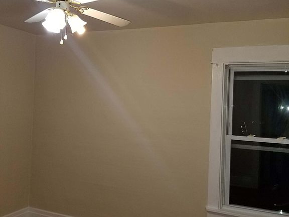 3rd image of 215 Saranac Ave