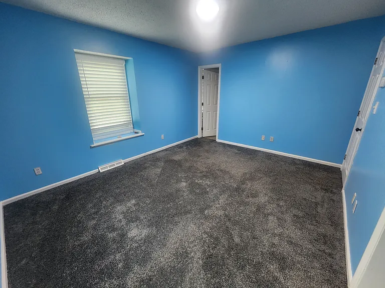301 Red Roan Pl — Photo 67