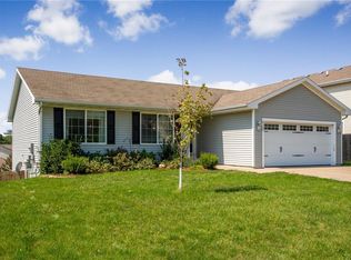 410 Ridgewood Blvd, Pleasant Hill, IA 50327