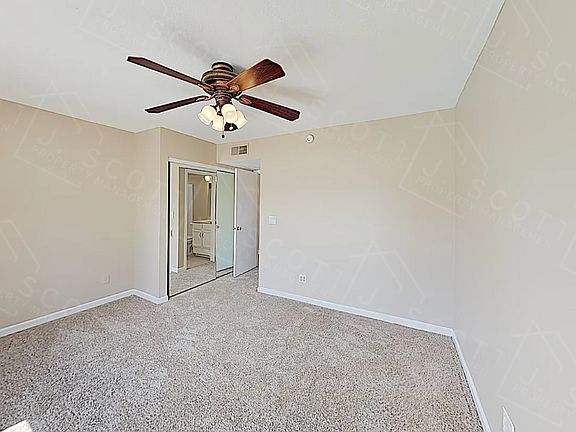 5th image of 1551 E Dava Dr