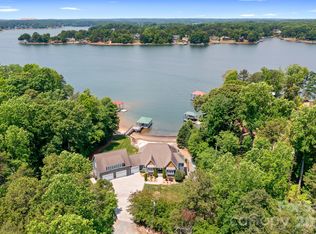 136 Bridlewood Dr, Mooresville, NC 28117