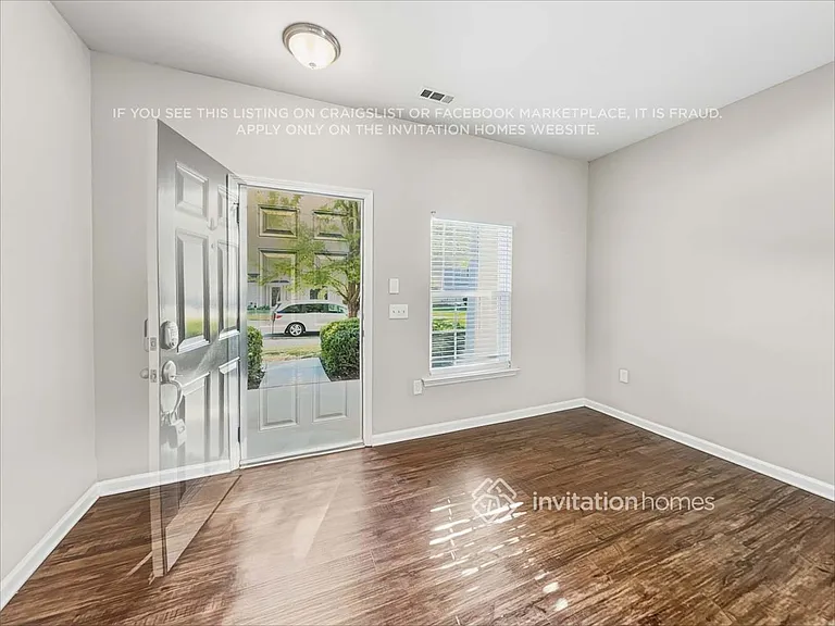 4406 Kiddle Ln — Photo 5