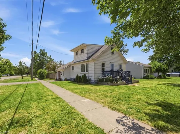 1217 Orchard Ave, Fort Erie, ON L2A 3C8