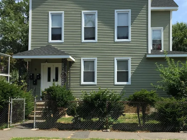 9 W School St Floor 2, Westfield, MA 01085