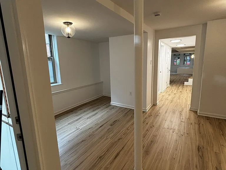 1527 W Pratt Blvd #GW — Photo 10