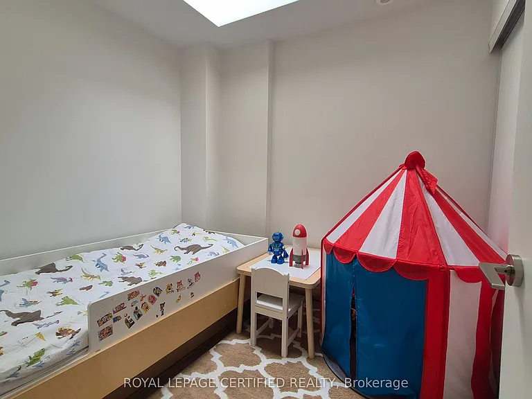 851 Sheppard Ave W #26 — Photo 7