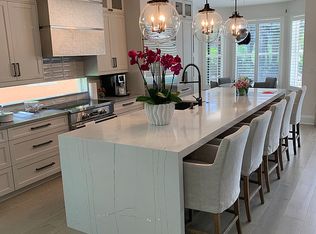 4855 Cerromar Dr, Naples, FL 34112