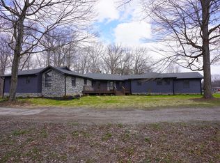 1021 Liberty Rd, Charlotte, TN 37036