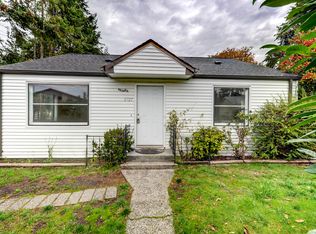 8727 Lawndale Ave SW, Lakewood, WA 98498