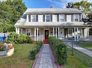 82 Allendale Rd, Hartford, CT 06106