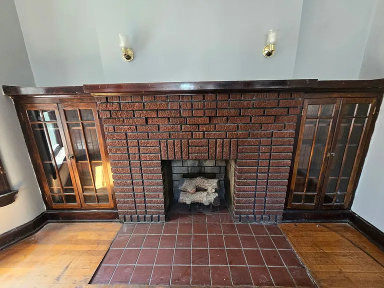 Cavalier Apartments — Photo 72