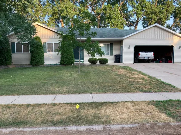 11310 3rd St SE, Becker, MN 55308