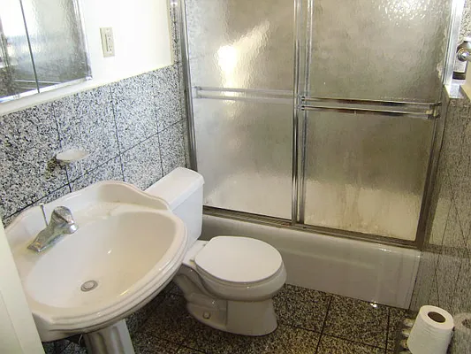 Rented by Mauro Bros Real Estate Services LLC | media 22