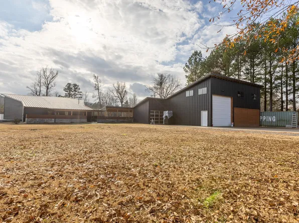 8909 Berry Patch Ln, Roland, AR 72135