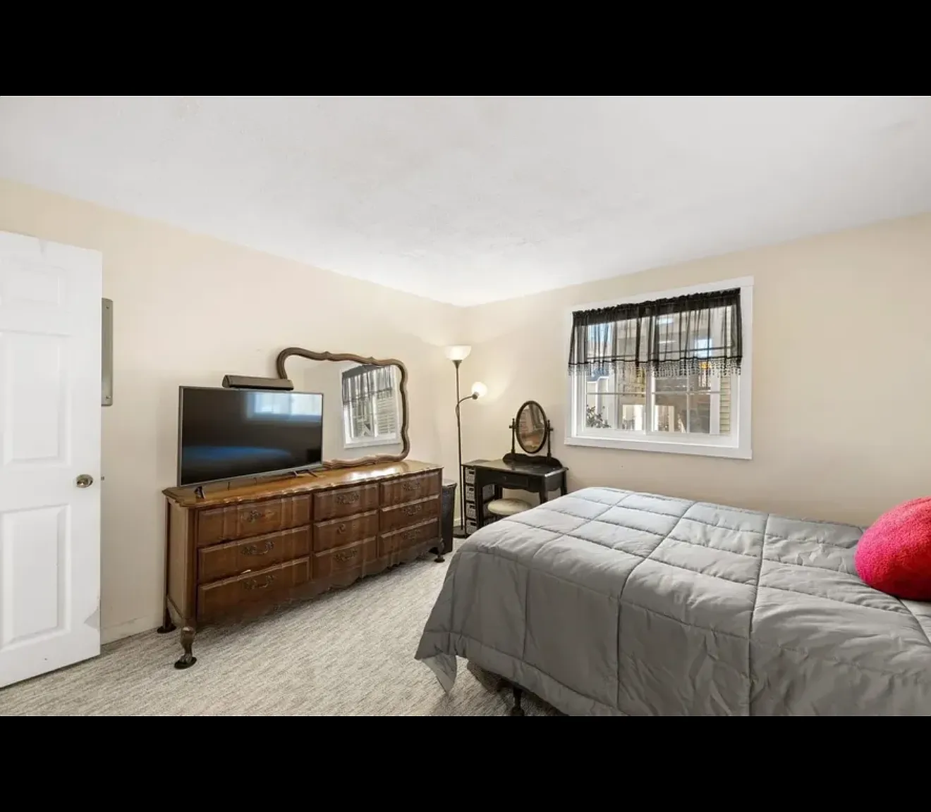 98 Henry Law Ave — Photo 3