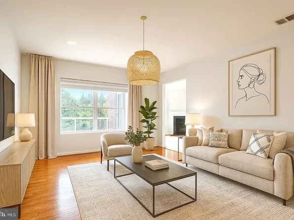 12246 Roundwood Rd Unit 304, Lutherville Timonium, MD 21093