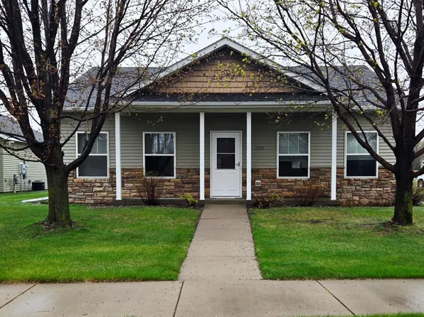 1731 Knottingham Dr, Sartell, MN 56377