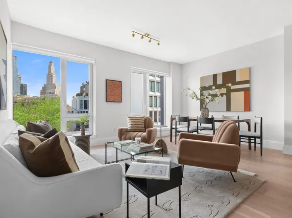 610 Warren Street image 1 of 12