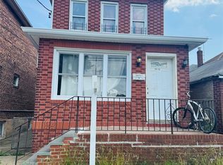 23712 92nd Rd, Jamaica, NY 11426