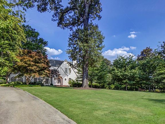5th image of 3119 Habersham Rd NW