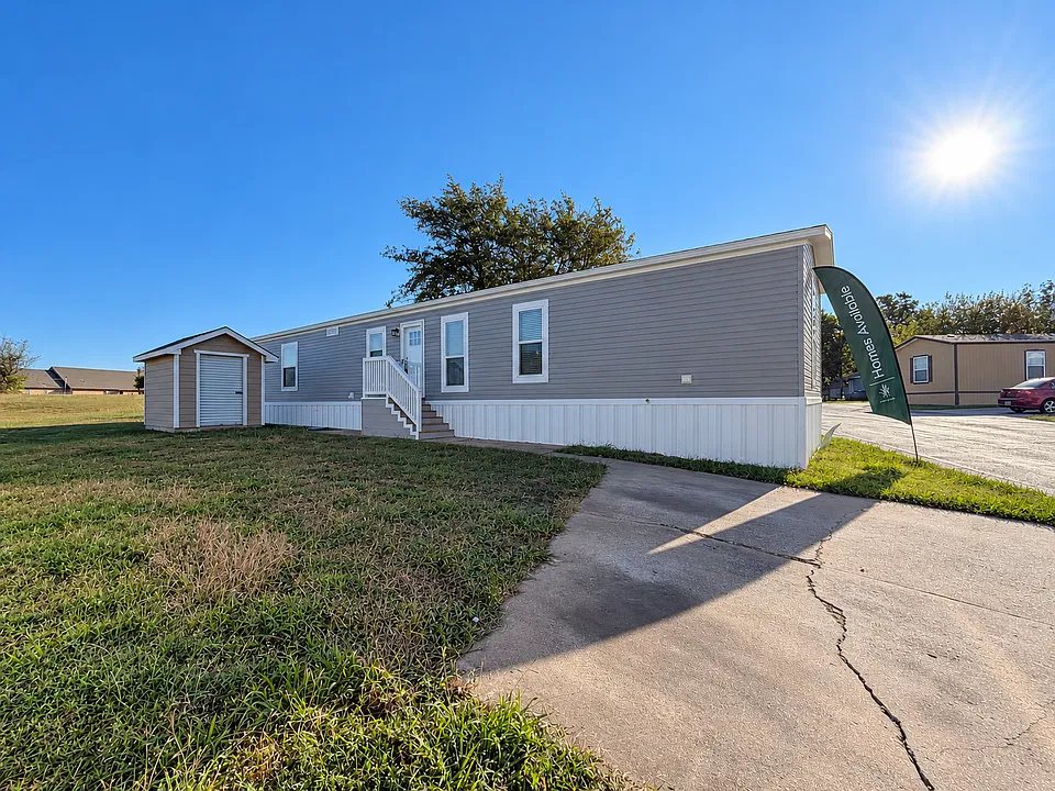 709 N Collins Fwy #5