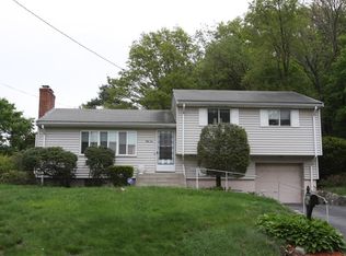 52 Hazel Ln, Needham, MA 02494
