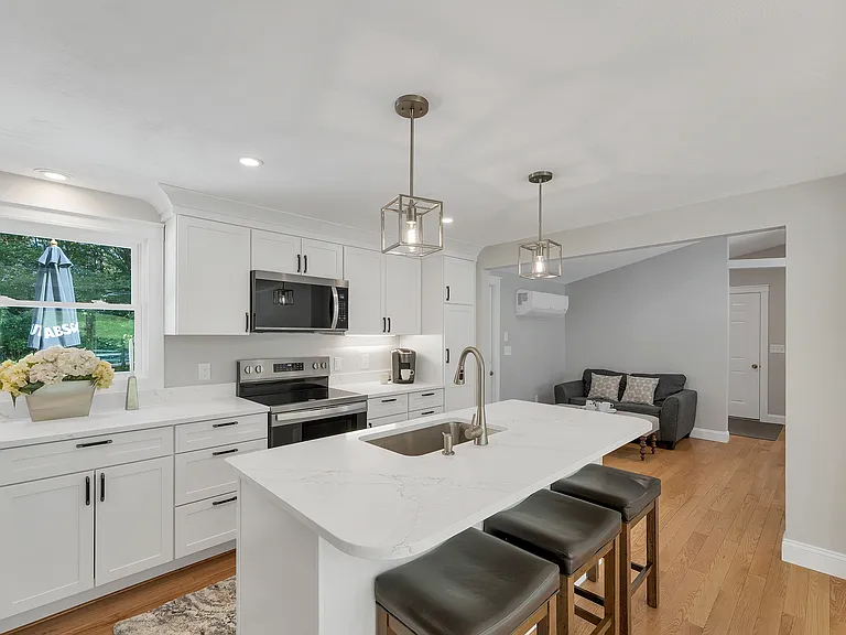 17 Massachusetts Ave — Photo 12