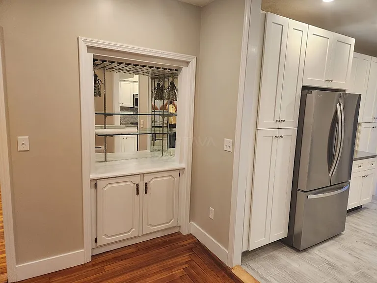 53 Albion St #1 — Photo 4