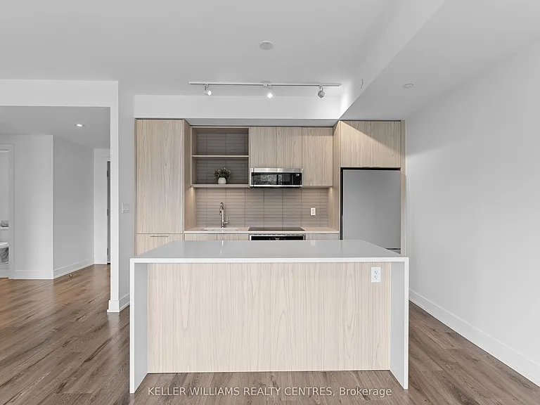 185 Dunlop St E #621 — Photo 9