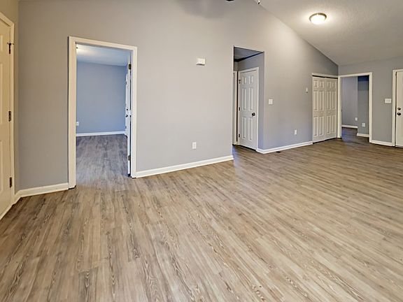 4th image of 2621 Dellinger Dr